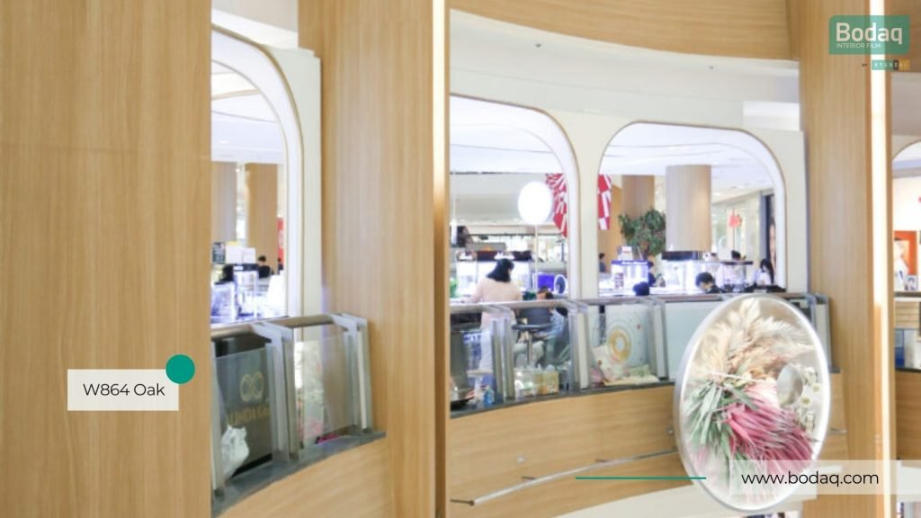 W864 Oak at the Mall