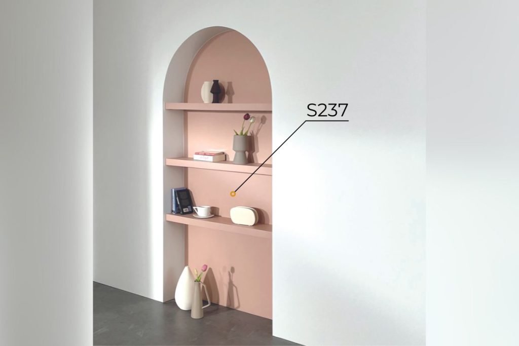 S237 Wall Decoration