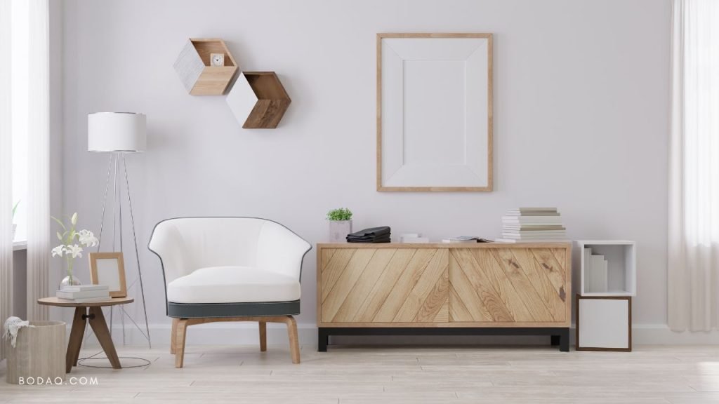 Off-white wall color in the entryway