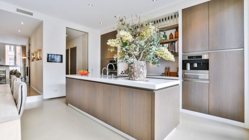 How to update wooden kitchen cabinet