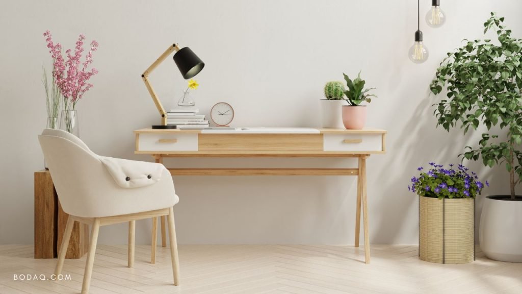 Off-white wall color in the home offie