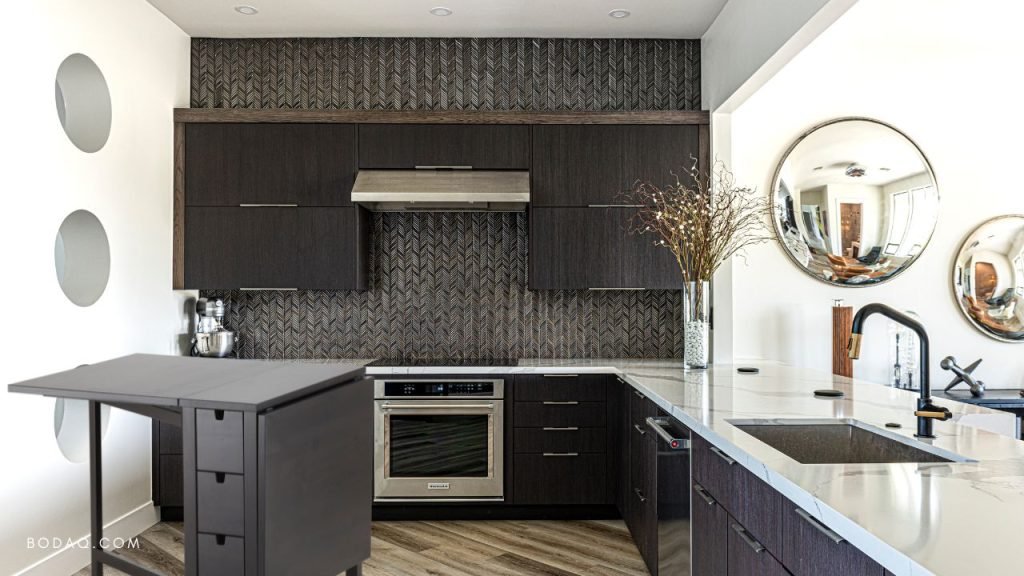 Foldable kitchen island