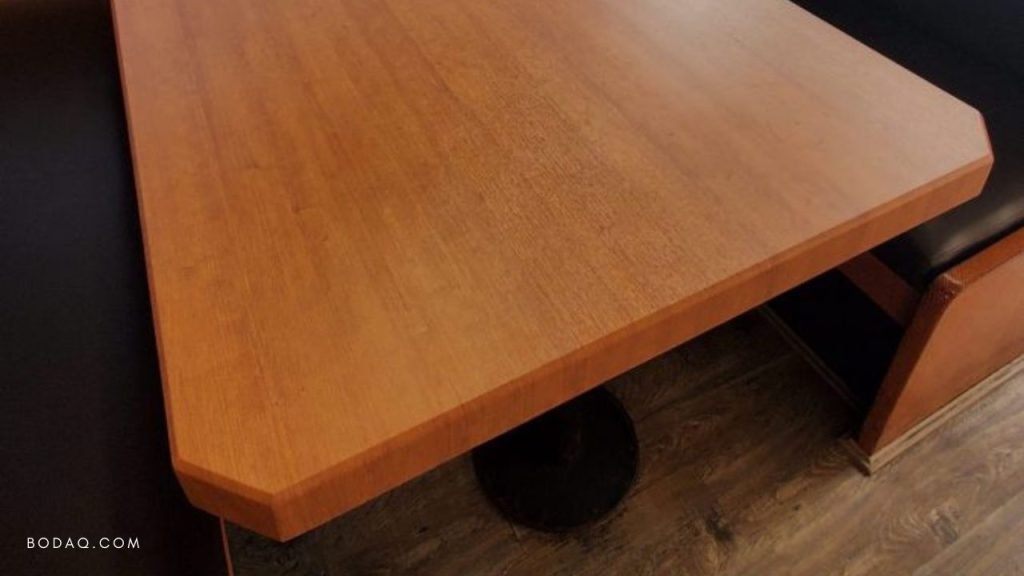 Table corner after W508 Noce Wood